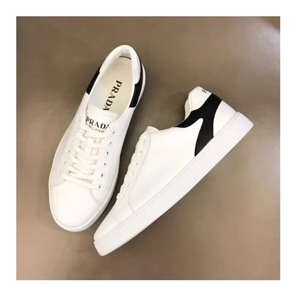 프라다 남성 클래식 화이트 스니커즈 - Mens White Sneakers - pra027… - 1