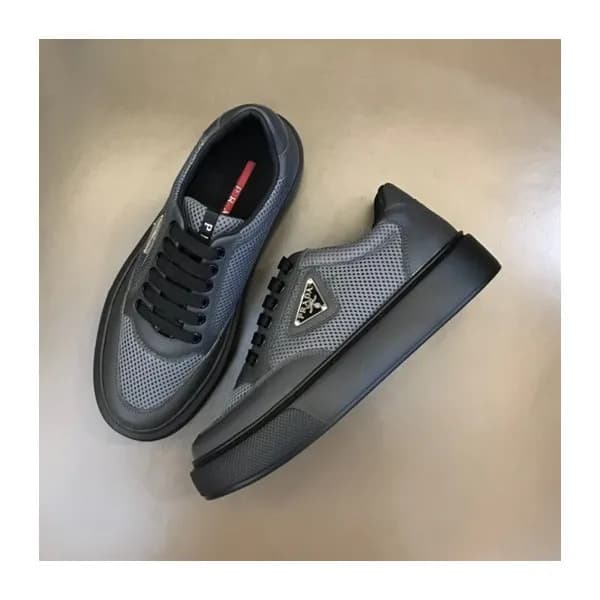 프라다 남성 그레이 스니커즈 - Prada Mens Gray Sneakers - pr420… - 1