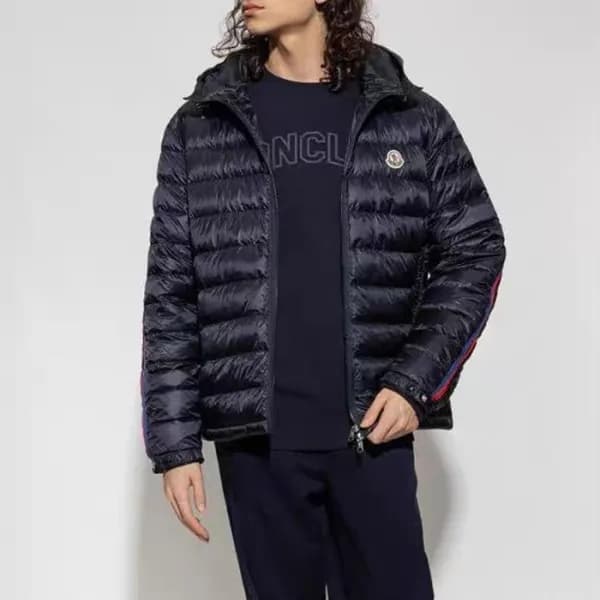 몽클레어 남성 블랙 다운 패딩 - Moncler Mens Black Down Padding… - 1