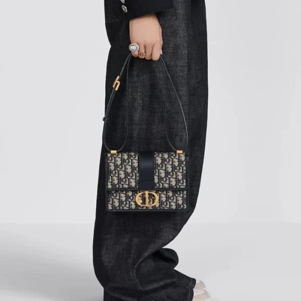 디올 여성 오블리크 30 몽테뉴 - Dior Womens Oblique 30 Montaig… - 1