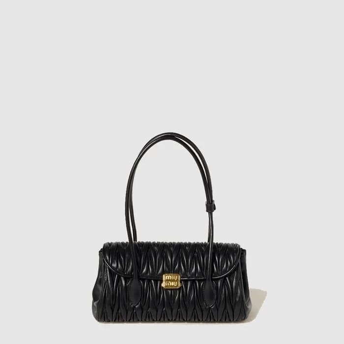 미우미우 여성 마테라쎄 가죽 숄더백 - Miumiu Womens Matelasse Leat… - 1