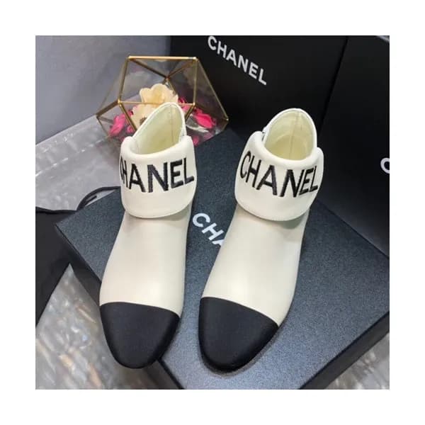 Chanel 2019 Ladies Leather Boots - 샤넬 2019 여성용 레더 … - 1