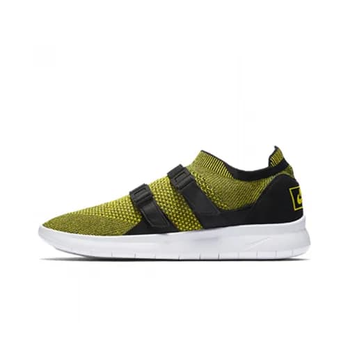 Nike 2019 Air Sock Racer Fly Line Mens Running Sho… - 1