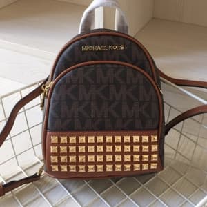 Michael Kors 2020 PVC Back Pack,32cm - 마이클 코어스 202…