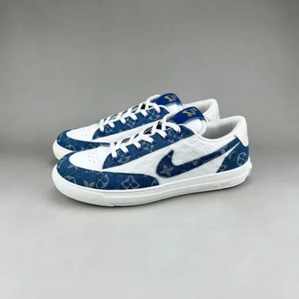 루이비통 남성 클래식 블루 스니커즈 - Louis vuitton Mens Blue Snea… - 1