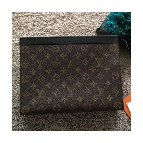 Louis Vuitton Pochette Voyage Monogram Eclipse Clu… - 1