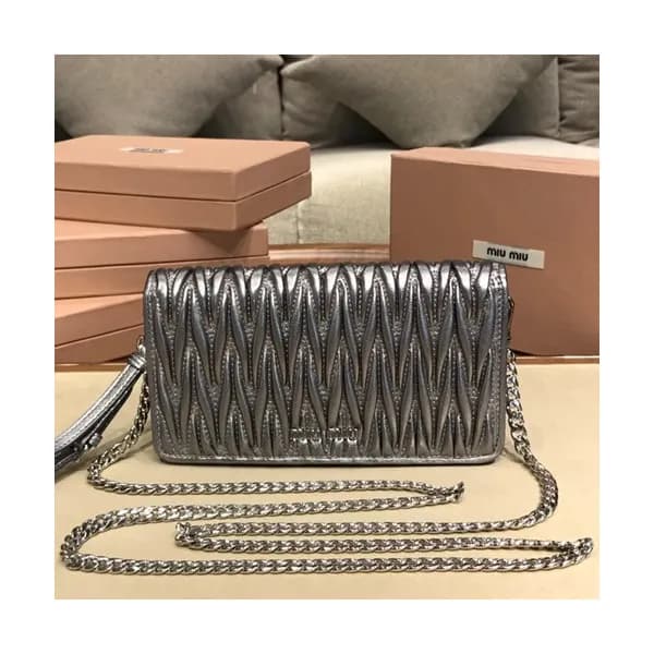 MiuMiu 2019 Matelasse Chain Shoulder Cross Bag /… - 1