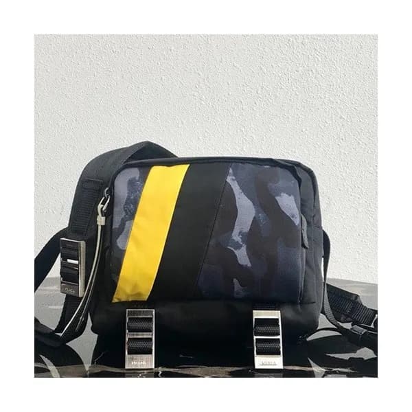 Prada 2019 Nylon Messenger Shoulder Bag,21CM - 프라다… - 1