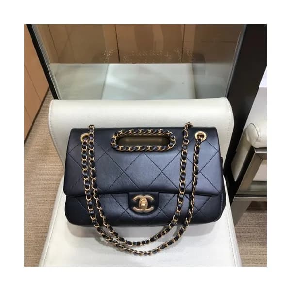 Chanel 2020 Leather Chain Shoulder Cross Bag,26CM … - 1