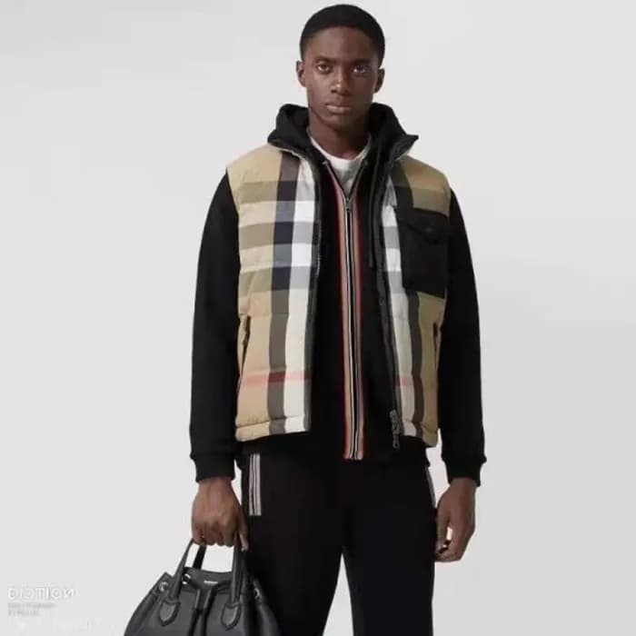 버버리 남성 블랙 패딩 양면조끼 - Burberry Mens Black Down Vest … - 1