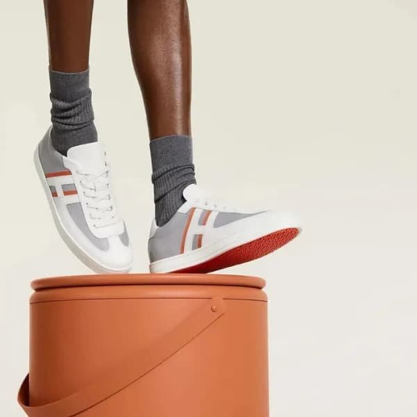 에르메스 남/녀 부메랑 스니커즈 - Hermes Unisex Boomerang Sneake… - 1