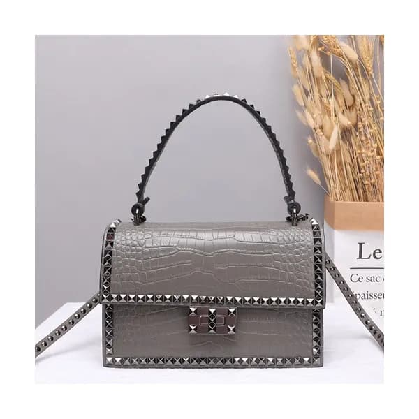 Valentino 2019 Leather Garavani Rockstud Tote Shou… - 1