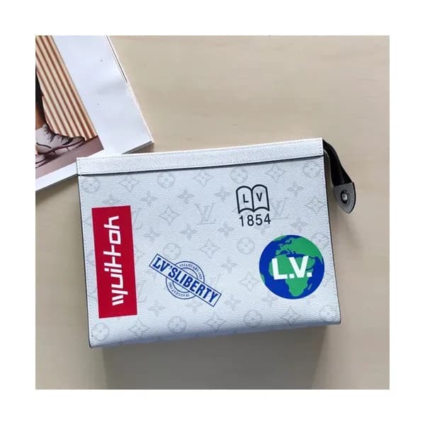 Louis Vuitton 2019 Monogram Clutch Bag,26cm - 루이비통… - 1