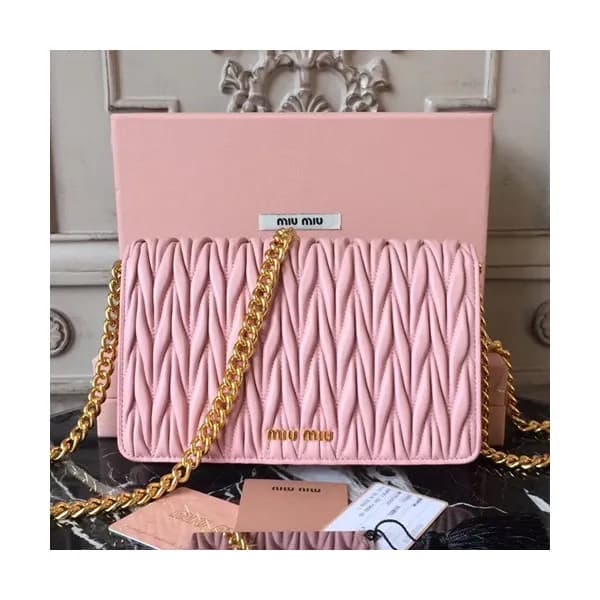 MiuMiu 2019 Matelasse Chain Shoulder Cross Bag,1… - 1