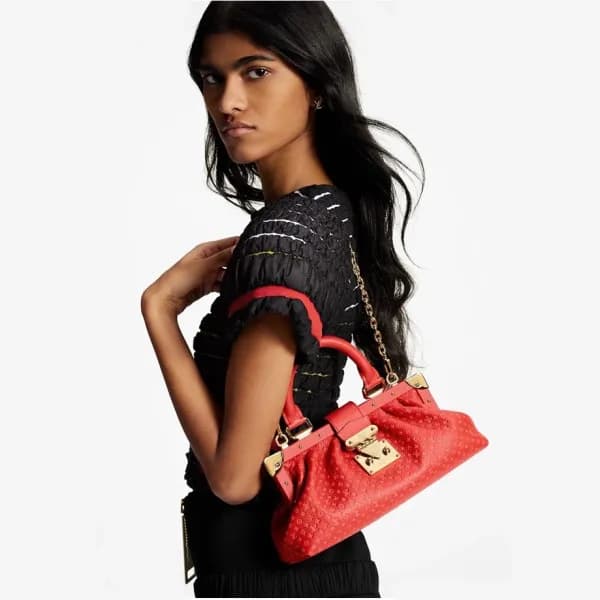 루이비통 여성 레드 클러치백 - Louis vuitton Womens Red Clutch… - 1