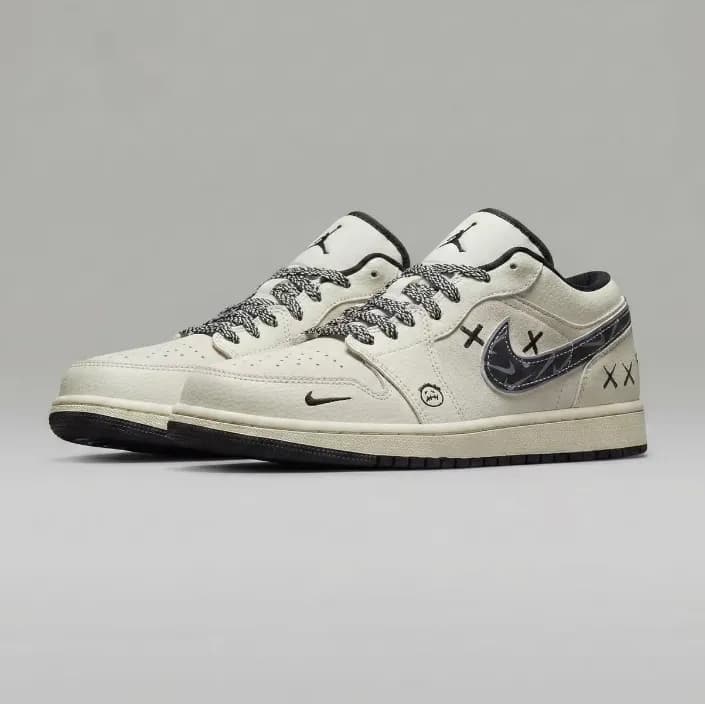 나이키 남/녀 로우 스니커즈 - Nike Air Jordan 1 Low Unisex Sne… - 1