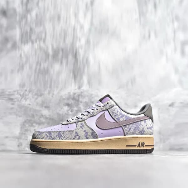 Nike Air Force1 남/녀 로우 스니커즈 - Nike Air Force1 Font… - 1