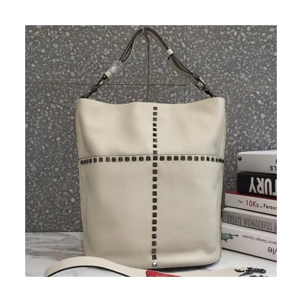[특가세일]Valentino 2019 Leather Rockstud Bucket Tote … - 1