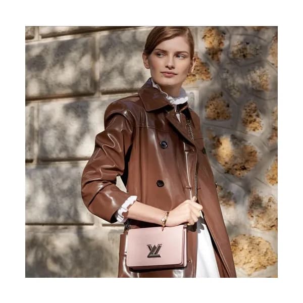 Louis Vuitton 2019 Twist Epi Leather Hip Sack / Sh… - 1