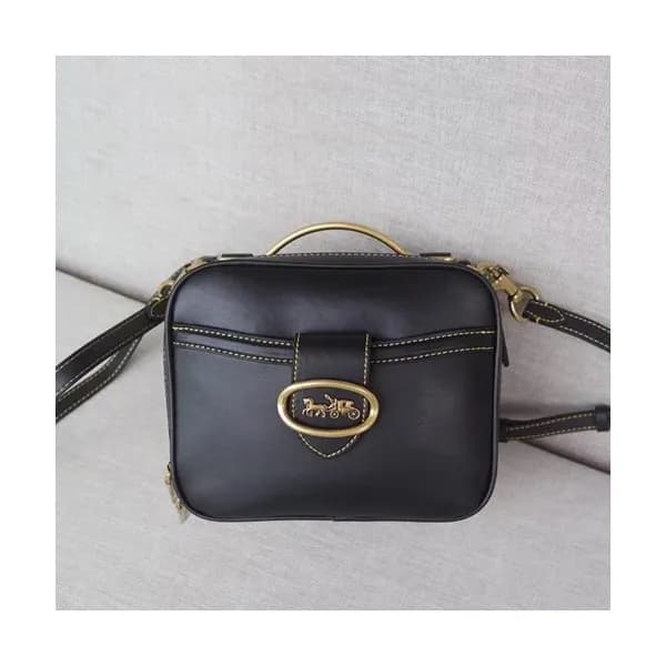 Coach 2020 Leather Tote Shoulder Bag,20cm - 코치 202… - 1