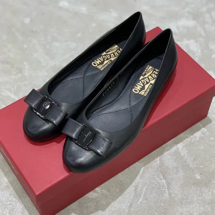 Salvatore Ferragamo 2025 Womens Leather Flat - 페라가… - 1
