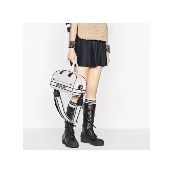 디올 여성 화이트 볼링 백 - Dior Womens White Bowling Bag - d… - 1