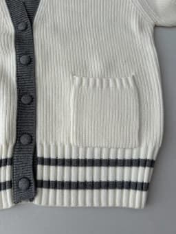 Thom Browne 톰브라운 남성 브이넥 가디건 - Thom Browne Mens V-neck Cardigan… 검수 사진 8