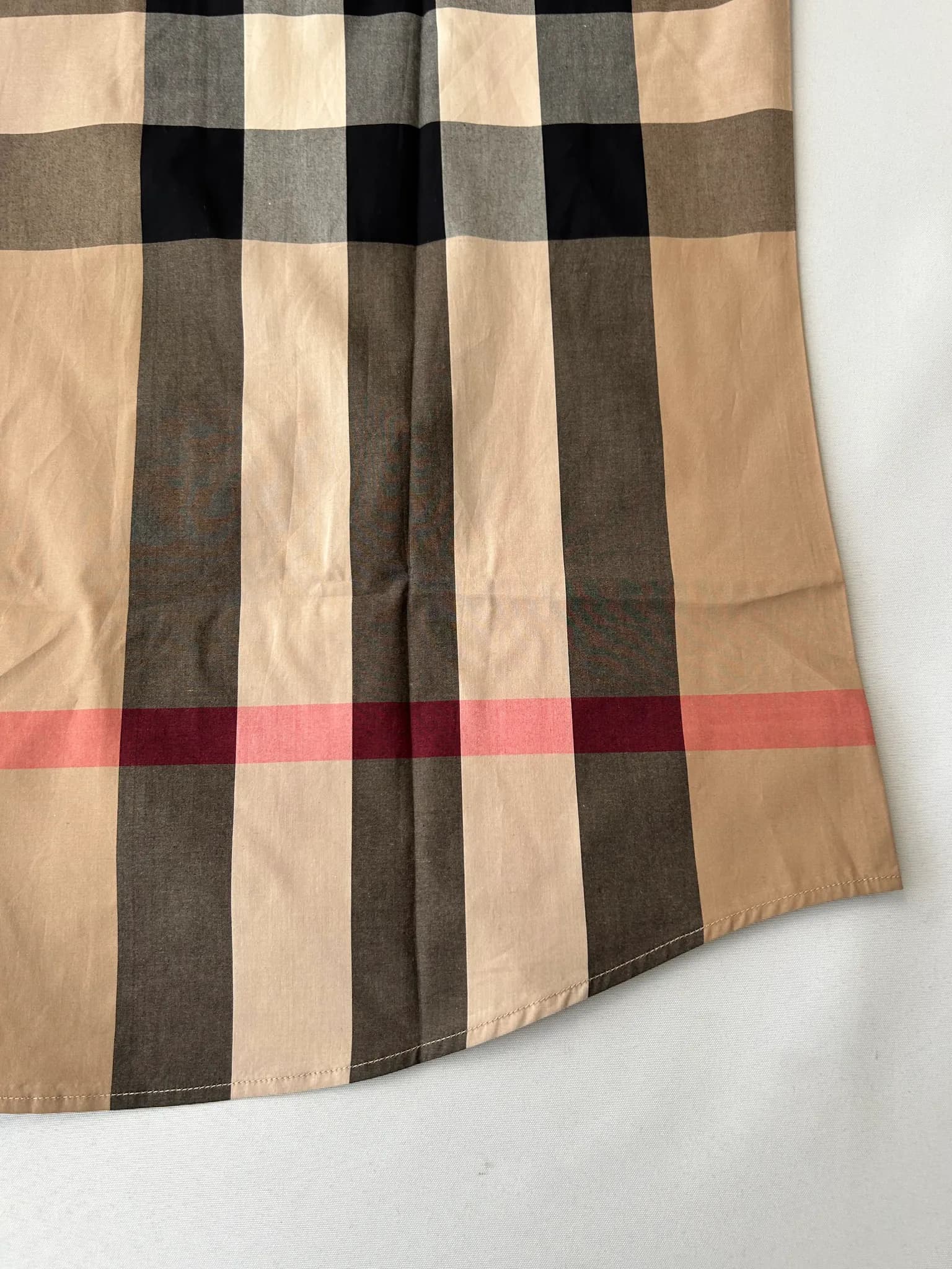 Burberry [버버리]Burberry 2025 Mens Vintage Basic Tshirts - 버버… 검수 사진 1