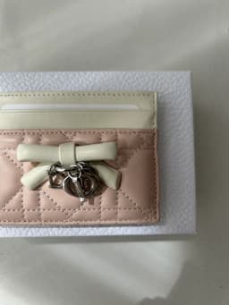 Dior 디올 여성 레이디 디올 프리지아 카드 지갑 - Dior Womens Lady Dior Freesia Card Wallet - diw1048x 검수 사진 4