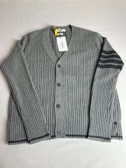 Thom Browne 톰브라운 남성 브이넥 가디건 - Thom Browne Mens V-neck Cardigan… 검수 사진 2