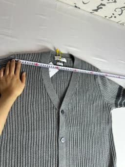 Thom Browne 톰브라운 남성 브이넥 가디건 - Thom Browne Mens V-neck Cardigan… 검수 사진 14