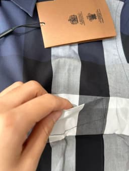 Burberry [버버리]Burberry 2025 Mens Vintage Basic Tshirts - 버버… 검수 사진 5