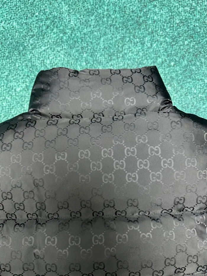 94196e9830d306762ab5adf3e793b72b_1765698088_5457.JPG