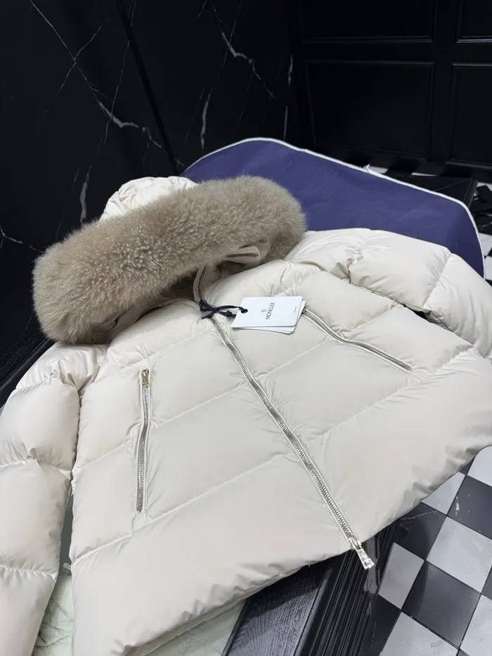 46c1a9dfeb9a2631c3ef5b81e33f0e20_1765350737_9421.JPG