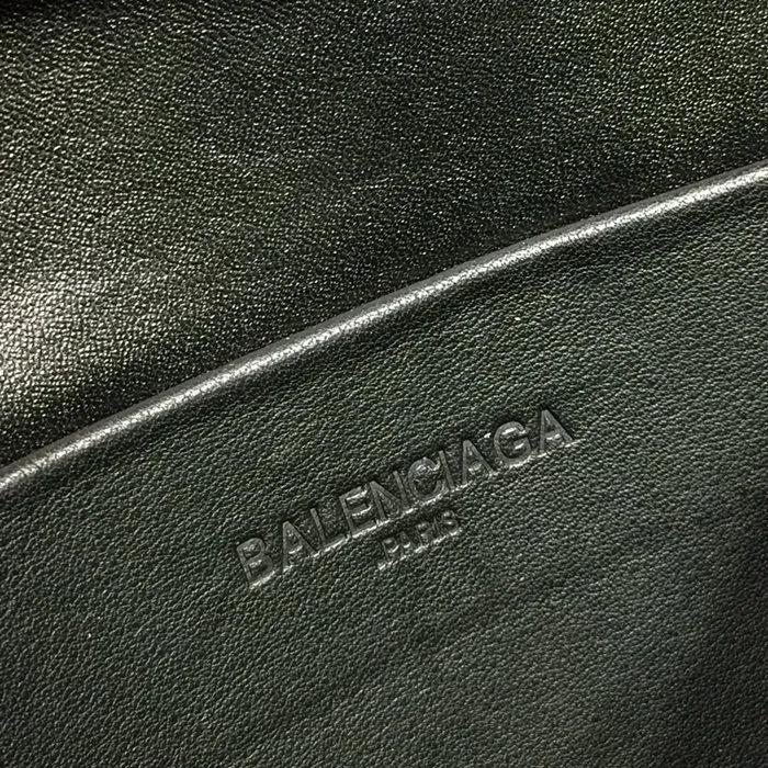 25756_15559910854611.JPG