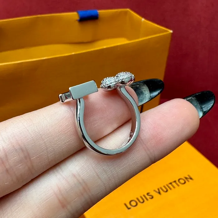 44cfd86a1f62986cdbfbe66d4bece210_1767497196_5503.JPG