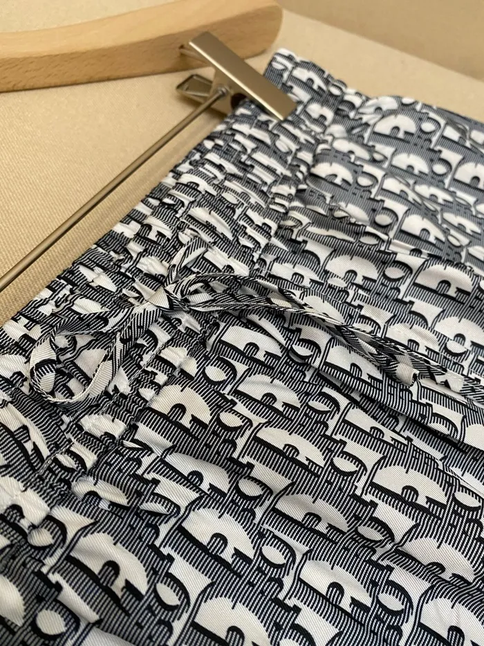 f58444cc6bc532e688293a8c6632f381_1775281637_472.JPG