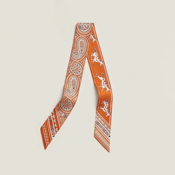 에르메스 여성 슈발 드 쾨르 반다다 트윌리 - Hermes Womens Cheval de … 이미지 2/15