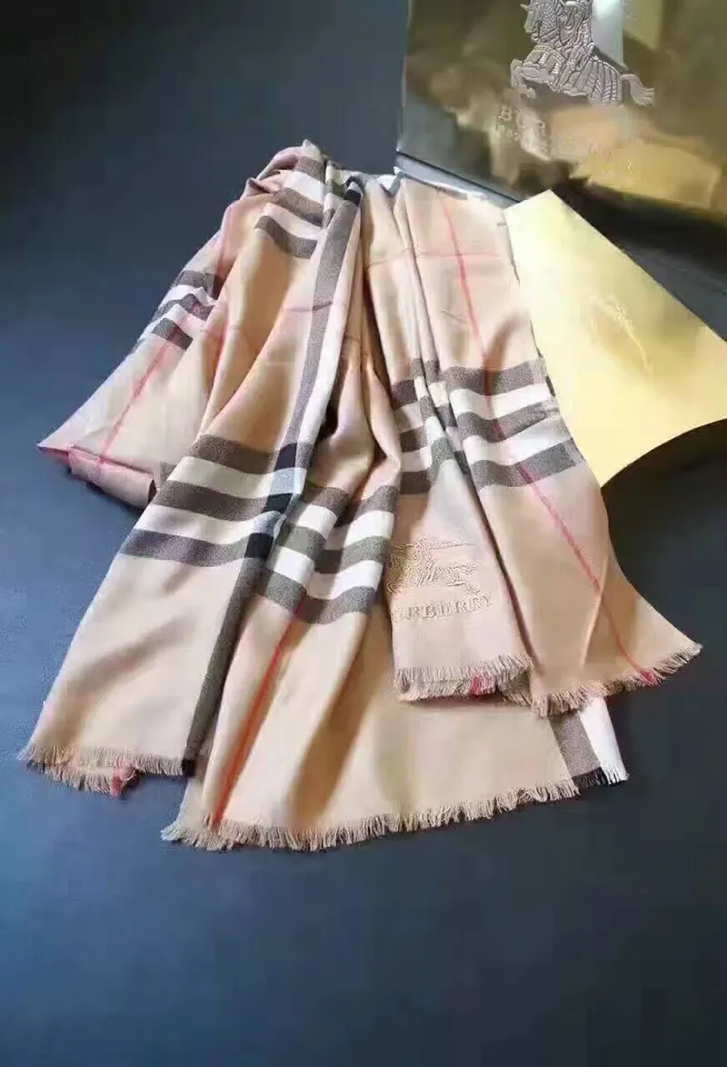 6837_15338506892607.jpg