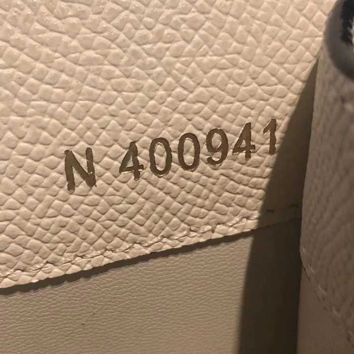 30709_15613668130944.JPG