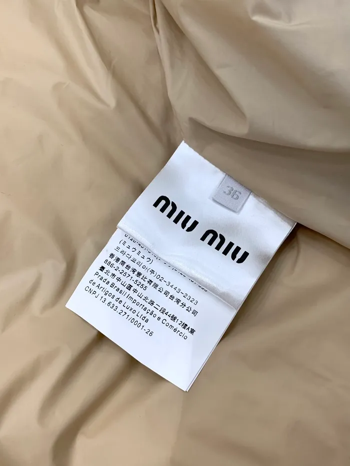 e91e1bb764e3c86ef5ffe6db658b1a6e_1765087580_0174.JPG