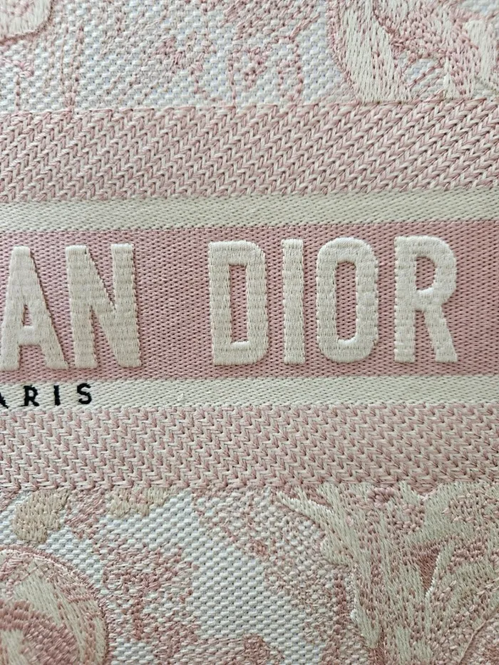 d3caa55d1eb49926418b3ca2e92bdb24_1715614994_35.jpg