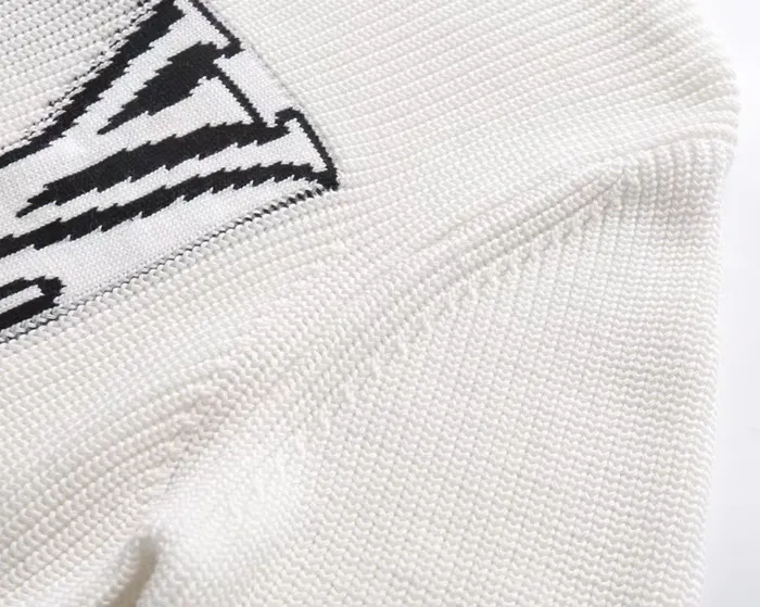 39bc8cd06a5ccedd09e5e11fba13501a_1697265848_0824.jpg