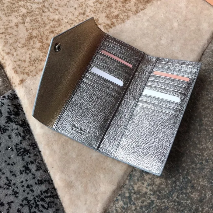 52839_15767568695939.JPG