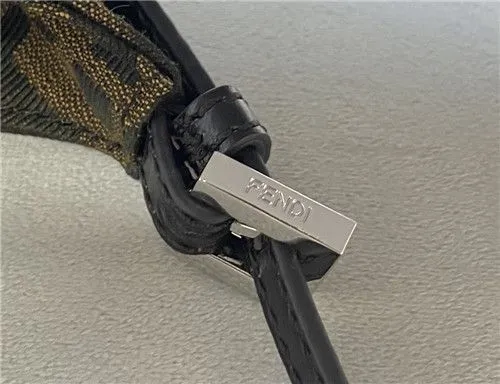 79652_16169912748196.jpg