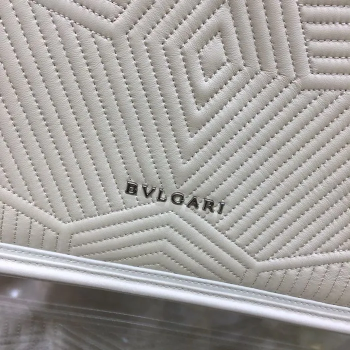 52204_15764012762123.JPG