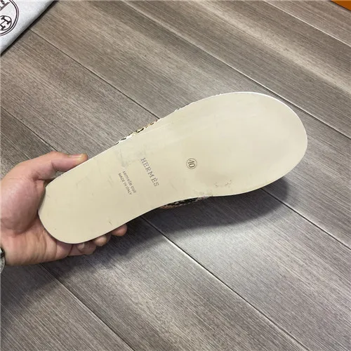81816_16199578376271.jpg