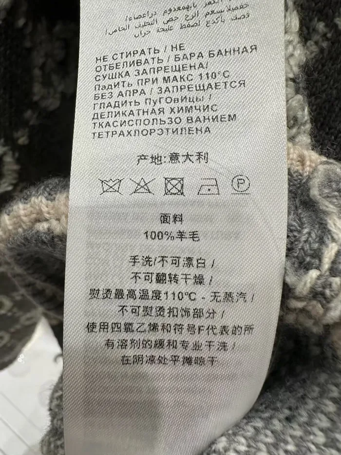5ec2757749cd6eb0e244ef2dd40e2a2a_1759204732_215.jpg
