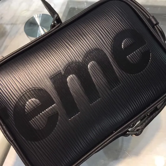 9037_15403725437043.JPG