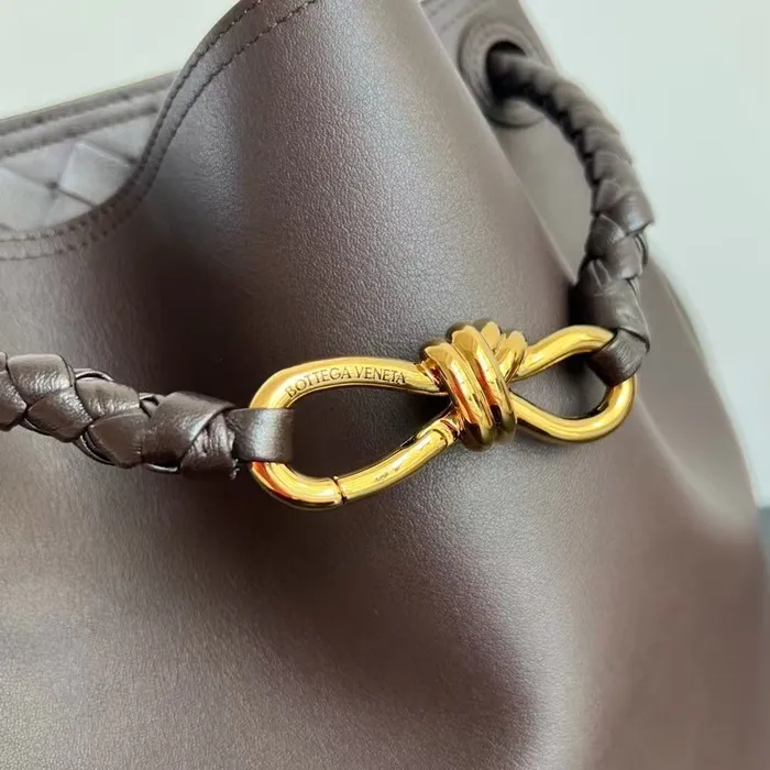 8d7fd89f6b7272388a80a34d70987921_1781925919_9254.jpg